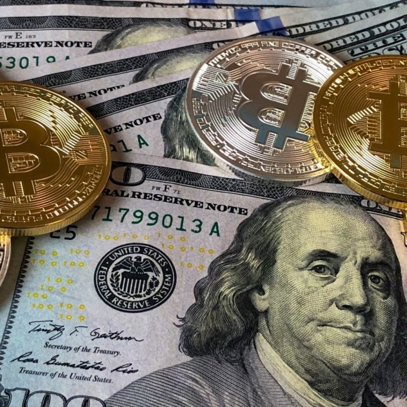 5 Analist Yorumladı: Bitcoin Tabanlara mi Tepelere mi Gidiyor?