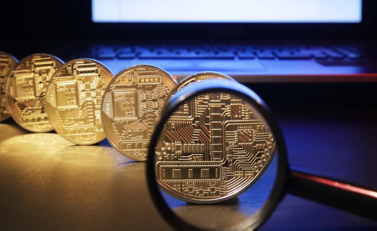 CoinMarketCap Açıkladı: Yatırımcılar, Bu 4 Altcoin’i İzliyor!