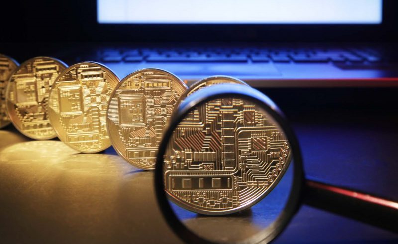 CoinMarketCap Açıkladı: Yatırımcılar, Bu 4 Altcoin’i İzliyor!