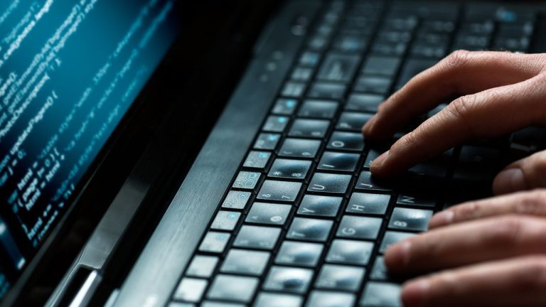 Kritik Gelişme: Bu Altcoin’e Onmilyonluk Saldırı!