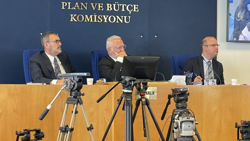AK Parti, kripto yasası için Binance ile görüşecek