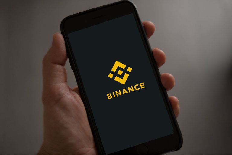 Binance 2 Yeni Altcoin Listeliyor: Fiyatlar Duyuruyla Fırladı!