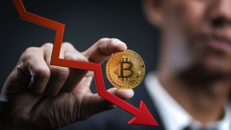 Bitcoin 4 Bin Dolardan Fazlasını Sildi: İşte Dump’ın Nedeni!