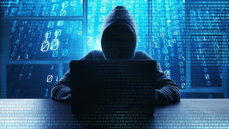 Bu DeFi Altcoin’i Hacklendi: Fiyat Tabanlara Çöktü!