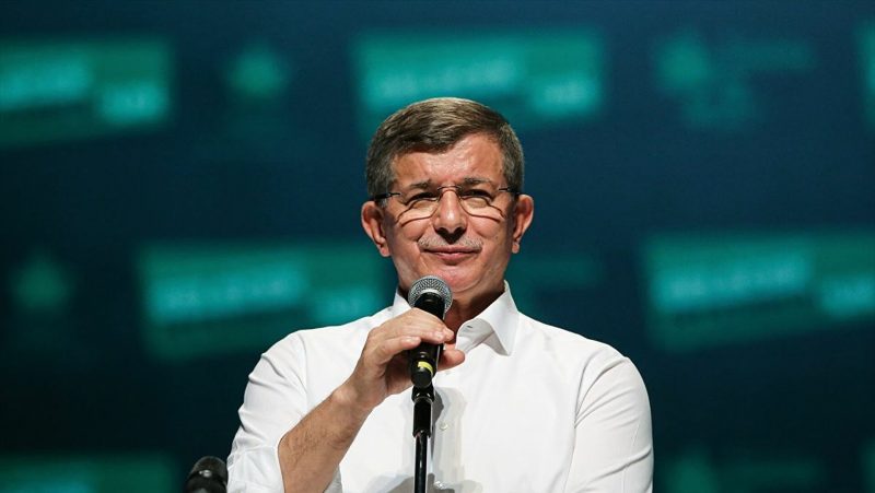 Gelecek Partisi Başkanı Davutoğlu’ndan Davet: Metaverse’e Atılın!