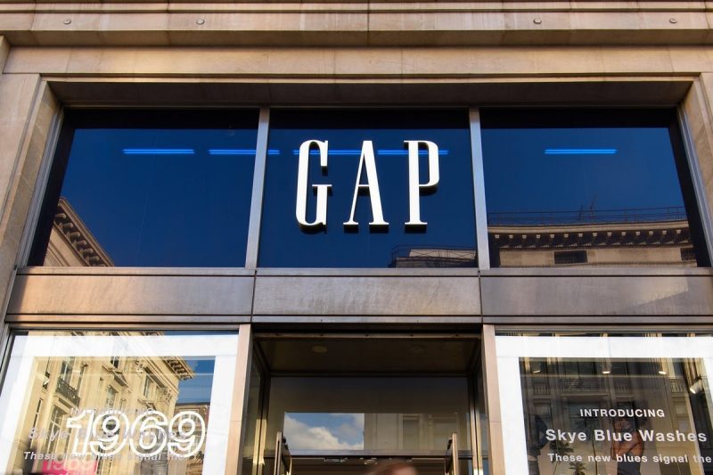 Ünlü Giysi Markası Gap, NFT Dalına Giriyor