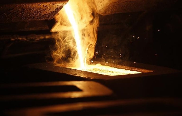 Altın, 2022’de Bitcoin’den daha güzel performans gösteriyor