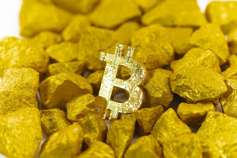 “Bu Tabanlar Olacak” Analist, Altın ve Bitcoin Gayesini Paylaştı!
