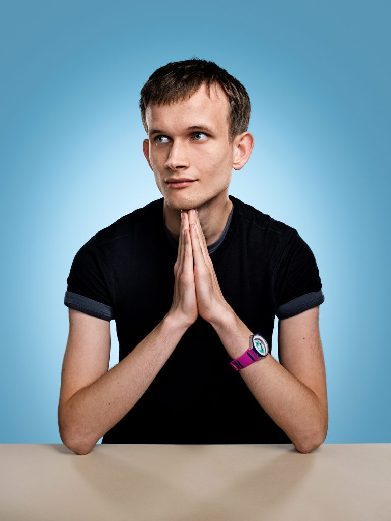 Vitalik Buterin, Bu 2 Altcoin’e Dikkat Çekti: Yardım Ettim!