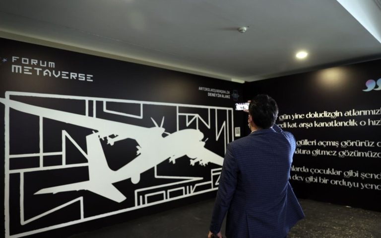 AK Parti, Forum Metaverse Etkinliğinde İştirakçilere Metaverse Tecrübesi Yaşattı
