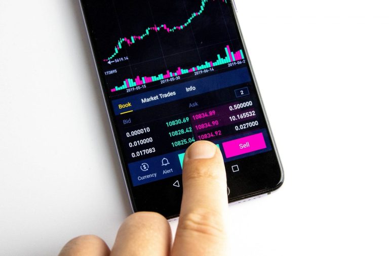 Binance Bu Altcoin’i Listeledi: Fiyatı Yüzde 4.300 Yaptı!