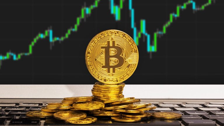 Bitcoin Kötü Düştü! Analistler: Hafta Sonu Bunları Bekleyin