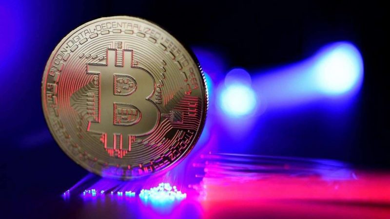 İddialarıyla Nam Salan Analist: Bitcoin Bu Tabanlarda Yüzebilir!