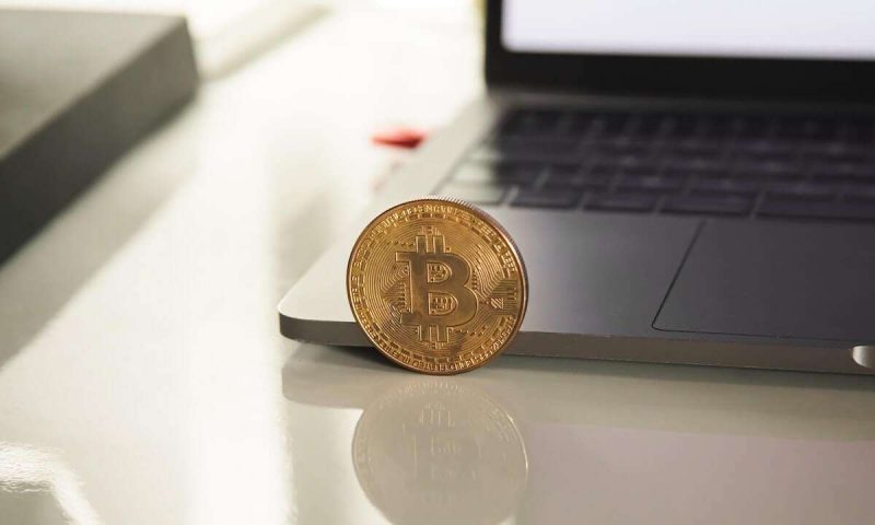 Yatırım Devi: Bitcoin Double-Bottom Paterni Oluşturuyor!