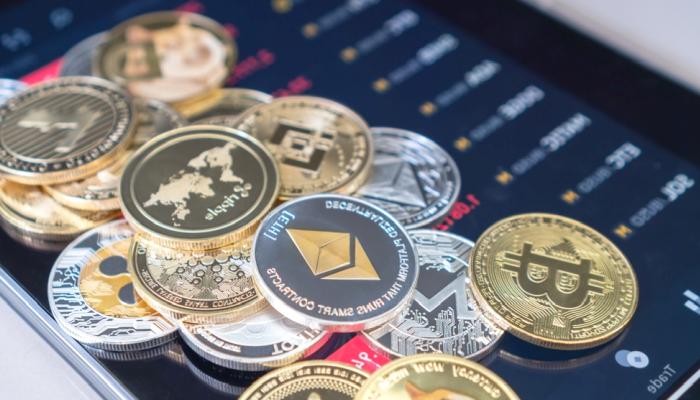 Bitcoin Düşerken Türkler, FLOKI ve Bu Altcoin’lere Koştu!