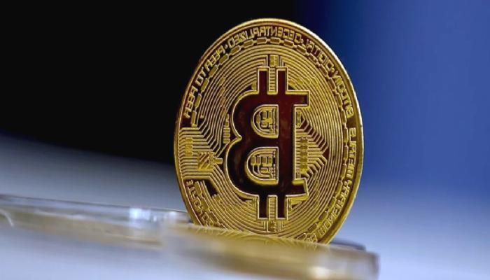 Bitcoin, 18 bin doların altına indi