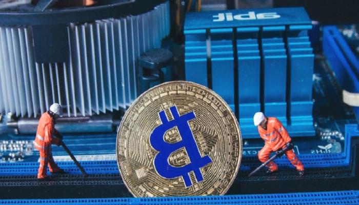 Bitcoin Madencileri BTC Satmaya Başladı! Pekala Neden?