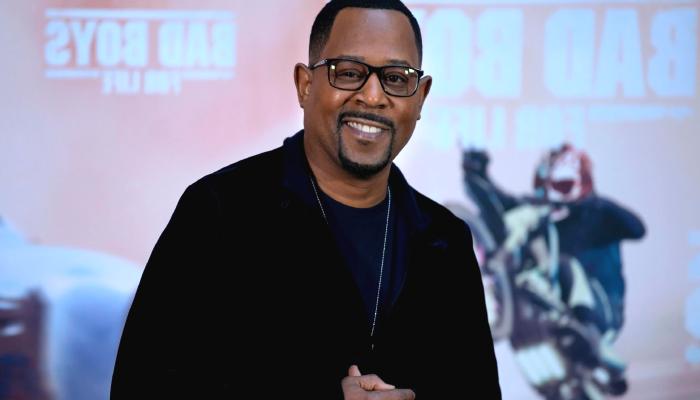 Cardano Kurucusu ve Amerikalı Ünlü Martin Lawrence, NFT’ler Üzerine Tartışmaya Ev Sahipliği Yapacak