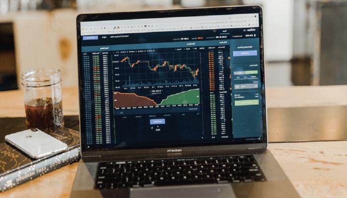 Bitcoin Bakakaldı: Bu Altcoin’de Vadeli İşlem Patlaması!