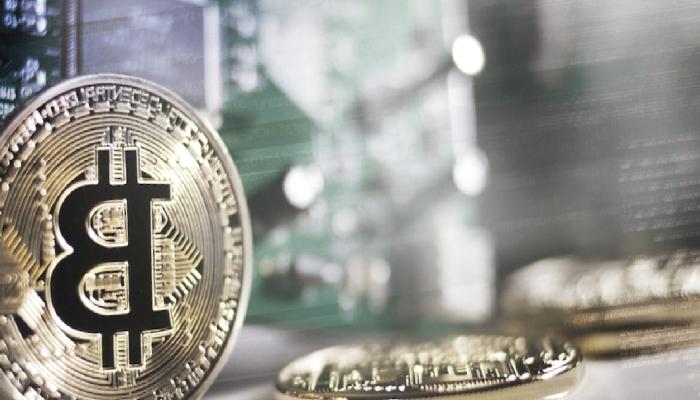 Bitcoin’in Her Adımını Bilen Analist: BTC’lerim Var ve…
