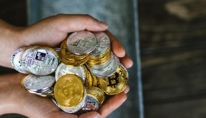 Cuma’ya Dikkat: SHIB, BTC ve Bu 8 Altcoin İçin Beklentiler!