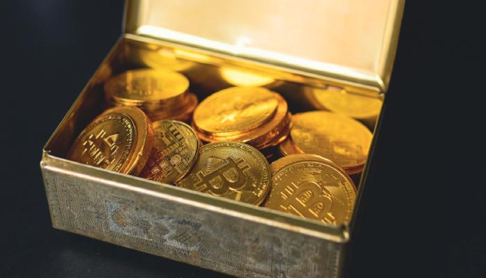 Ekonomist Bitcoin ve Altın İçin Tarih Verdi: Bu Düzeyler Geliyor!