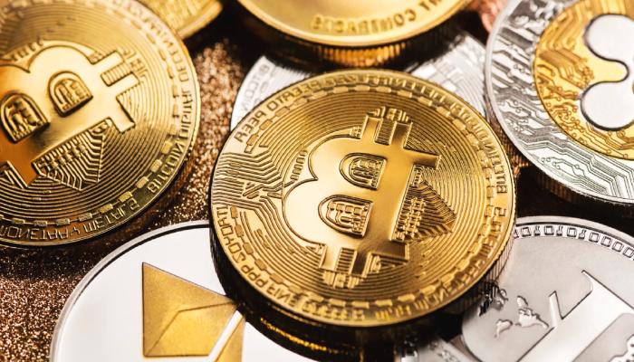 Kurumsal Yatırımcılar Bu 3 Altcoin’e Para Koyuyor!