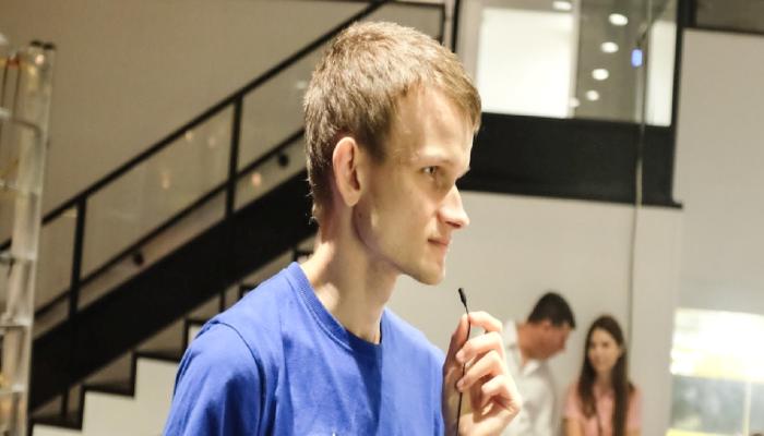 Vitalik Buterin Bu Altcoin’lere Dikkat Çekti: Karar Verici Olabilirler!