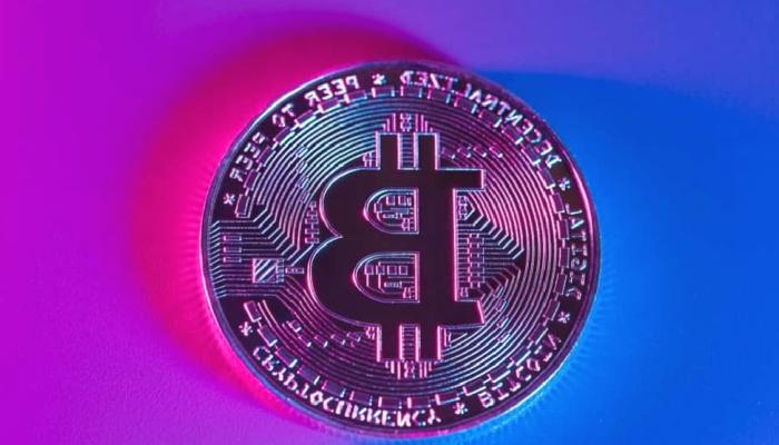 Balinalar Uyanıyor, Bitcoin Çöküyor! Fiyat Varsayımları Ne?