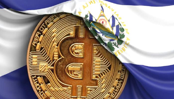 El Salvador Bitcoin’i Kabulünde 1 Yılı Geride Bıraktı