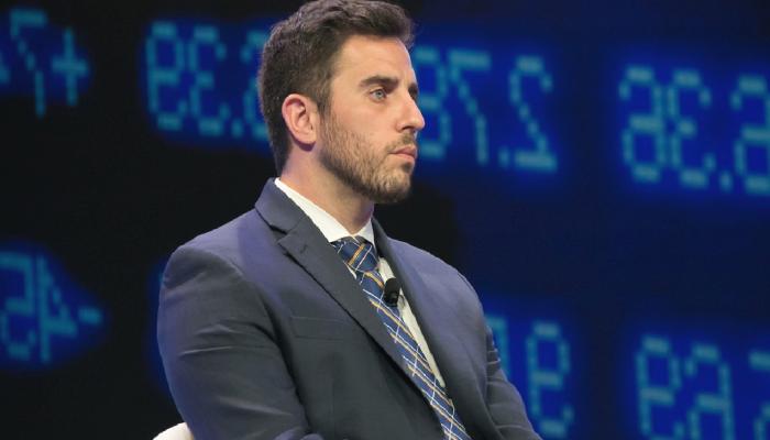 Kripto Paraların Amigo Kızı, Bu Coin’de Satış Mı Yaptı?