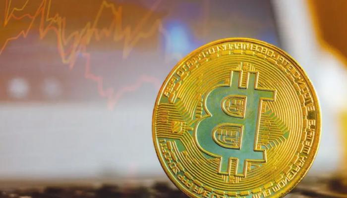 Tanınan Analistte Kapitülasyon Uyarısı: Bitcoin Aralık’ta..