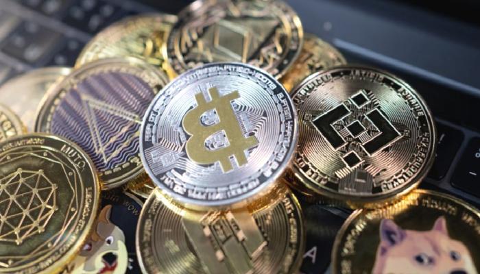 ABD’li Yatırımcılar ApeCoin ve Bu 8 Altcoin’e Oynuyor!