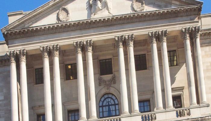 Bank of England Danışmanı, DeFi’ın Tez Edildiği Kadar Merkeziyetsiz Olmadığını Savundu