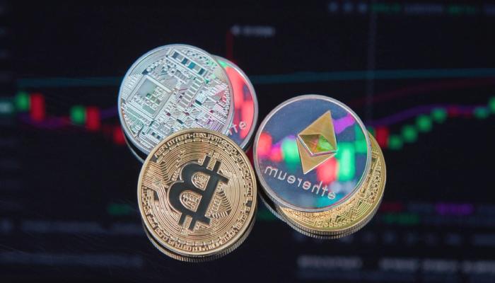 Bitcoin ve ETH’yi Ekim’de Hangi Düzeyler Bekliyor? İşte Tahminler!
