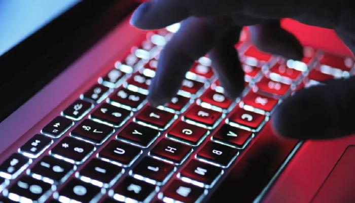 Bu 3 Altcoin Hacklendi: Fiyatlar Sert Çöktü!