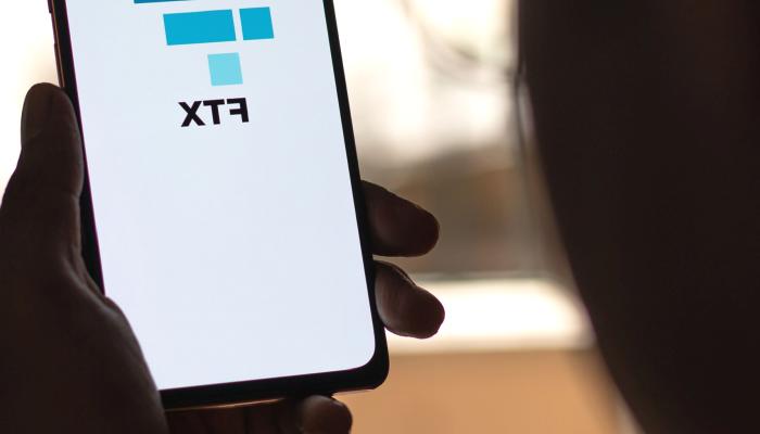 Analistler: Bu Altcoin’i Satın! FTX Kabusuyla Çökebilir