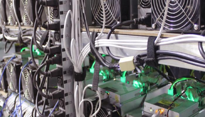 CleanSpark, Bitcoin Madenciliğinde Doruğa Oynuyor