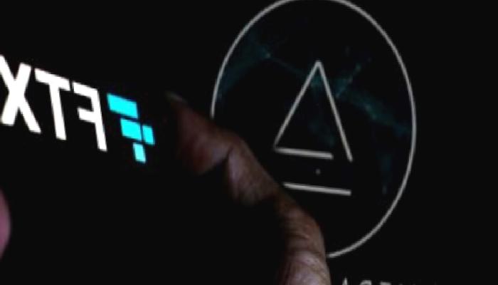 Alameda Durmuyor: Bu 5 Altcoin Süratle Satılıyor!