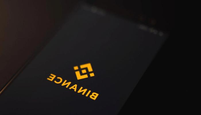 Binance, Şikayet Üzerine Bir Kullanıcısının Hesabını Askıya Aldı