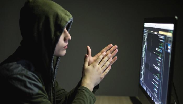 Hack Sayesinde, Dakikalar İçinde 15.5 Milyon Dolar Kazandı