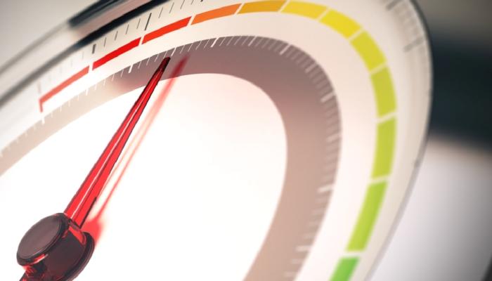 Analist 2 Altcoin’e Dikkat Çekti: Risk Göstergesi!