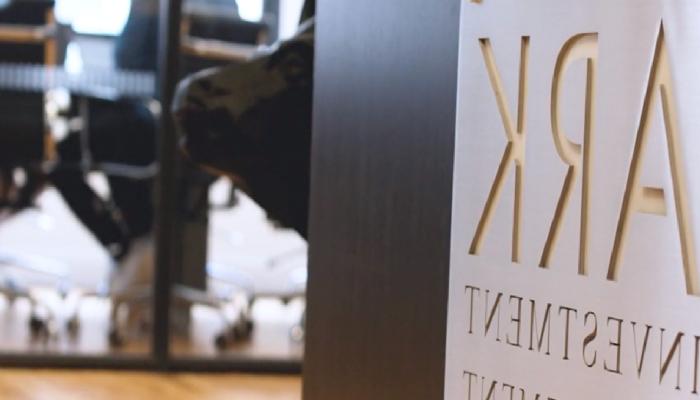 ARK Invest, Neredeyse Tanınan Kripto Borsasının Ortağı Olacak!