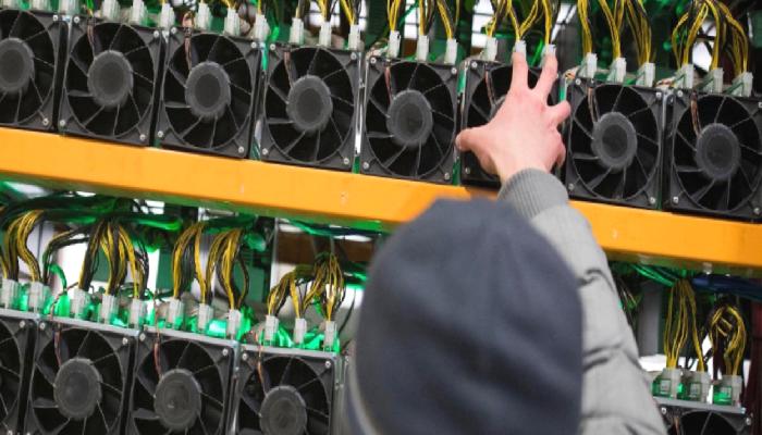 Bitcoin Madencilik Şirketi Yine Markalaşıyor