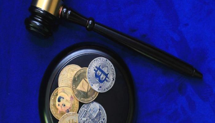 2 Kripto Para Yasası Manşetlerde: Bu Altcoinler Var!