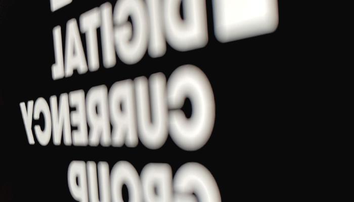 DCG Satışa Başladı: Bu Altcoinler Büyük Tehlikede!