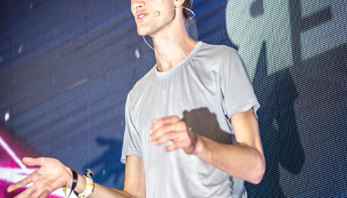 Açığa Çıktı: Vitalik Buterin Bu 4 Altcoin’den Satıyor!