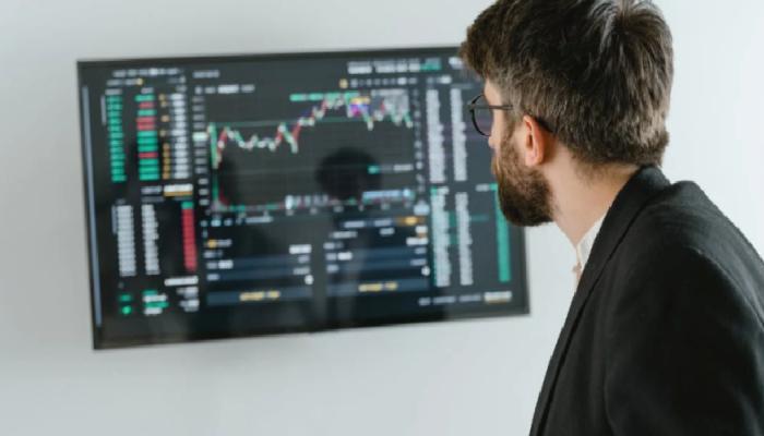 İşte Kurumsal Paranın Agresifçe Yatırım Yaptığı Altcoinler!