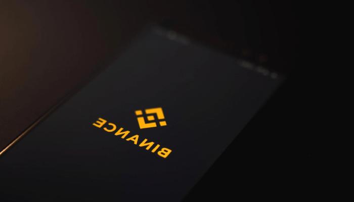 Senatörlerden Binance’e Ağır Sav