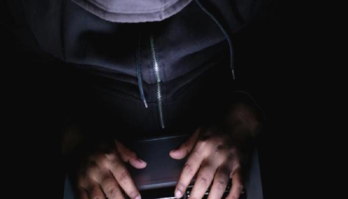 Bir Altcoin Daha Hacklendi: Fiyat Düşüşe Geçti!